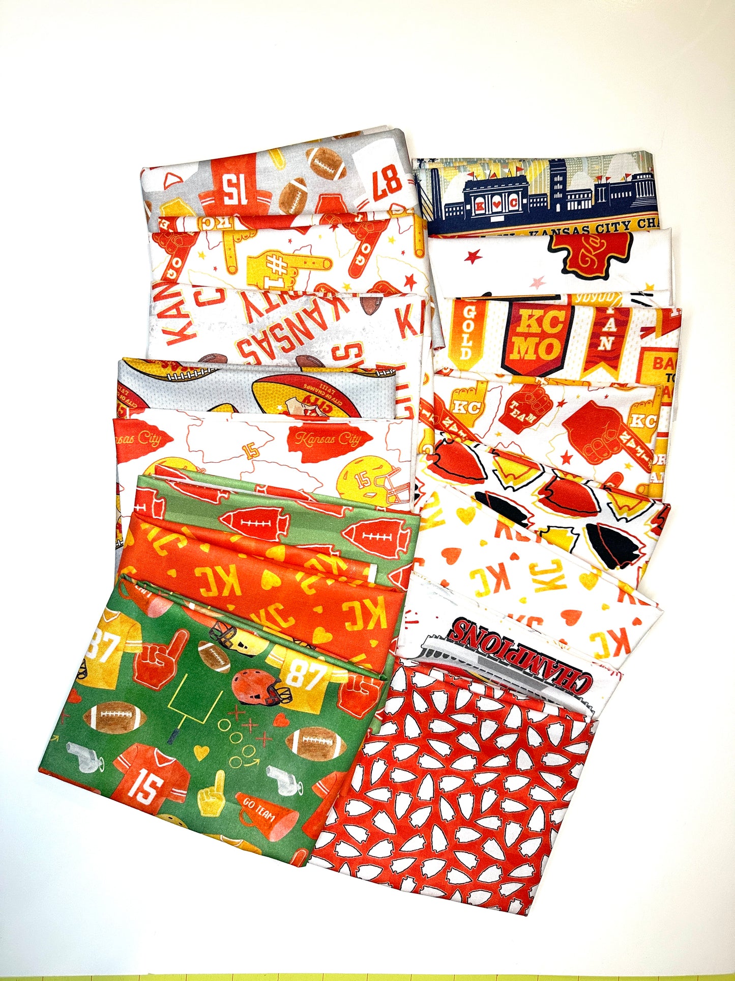 16 piece fat quarter bundle