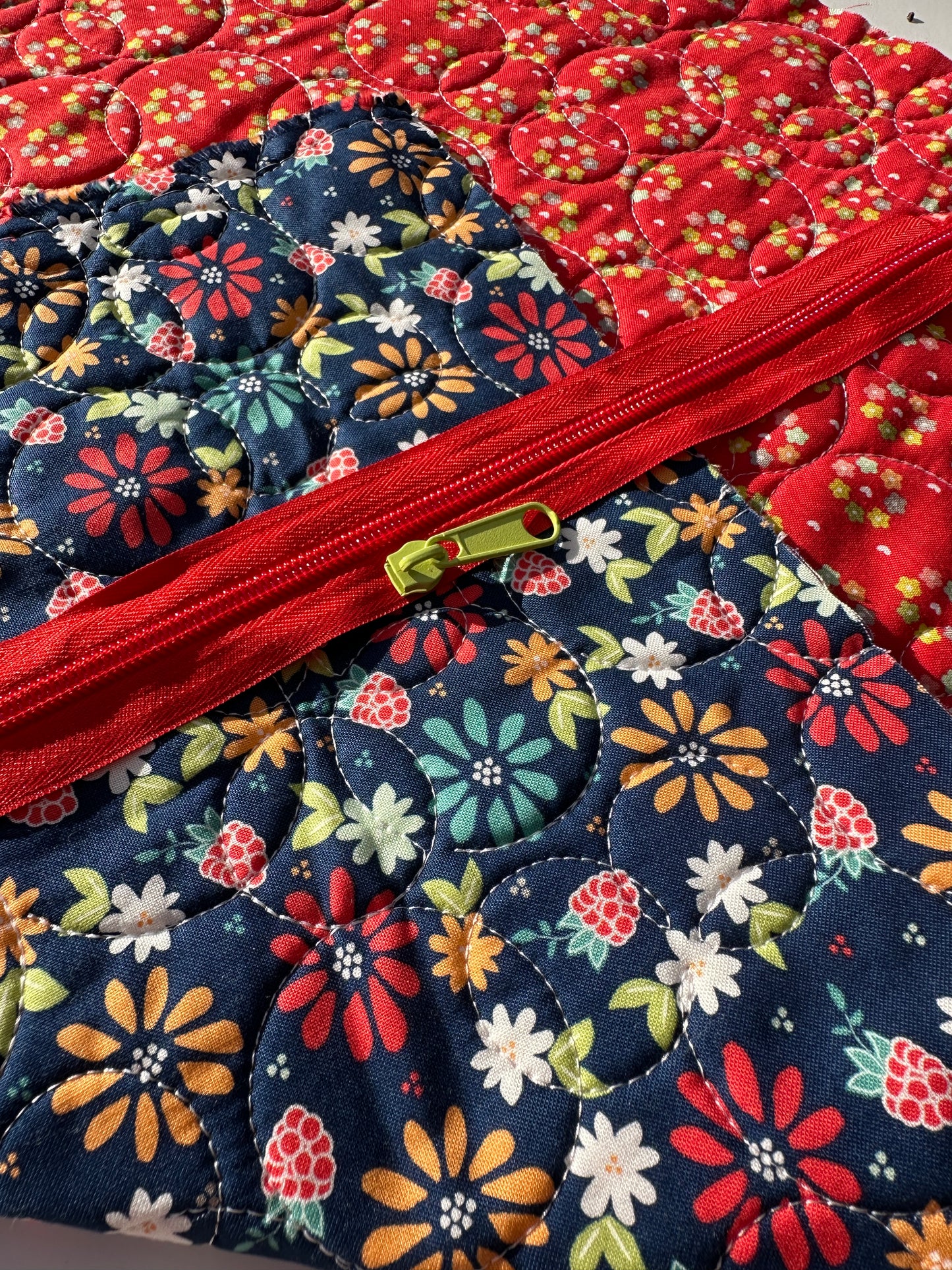 Quilted Fabric Pouch Kit - Raspberry Summer
