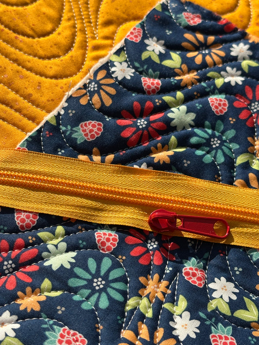 Quilted Fabric Pouch Kit - Raspberry Summer