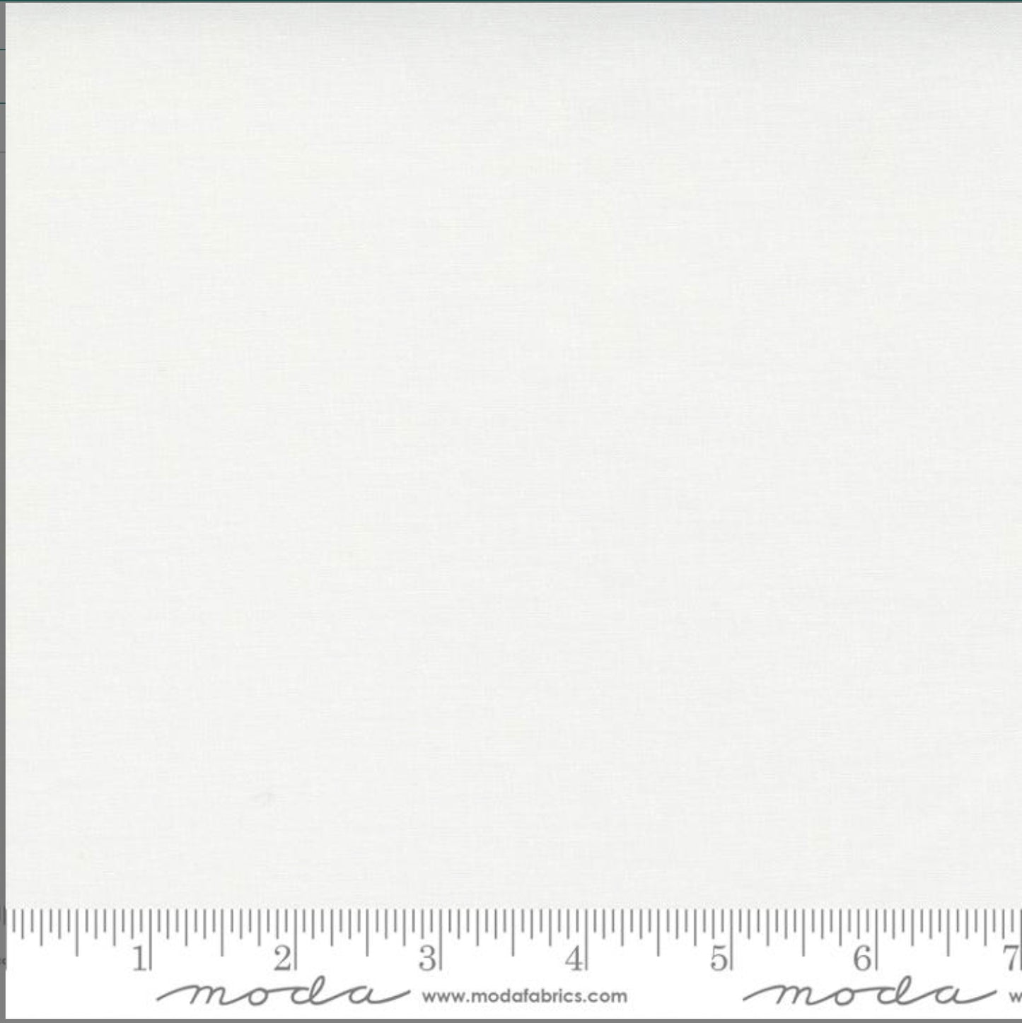 Moda Bella Solids - Off White - 9900-200