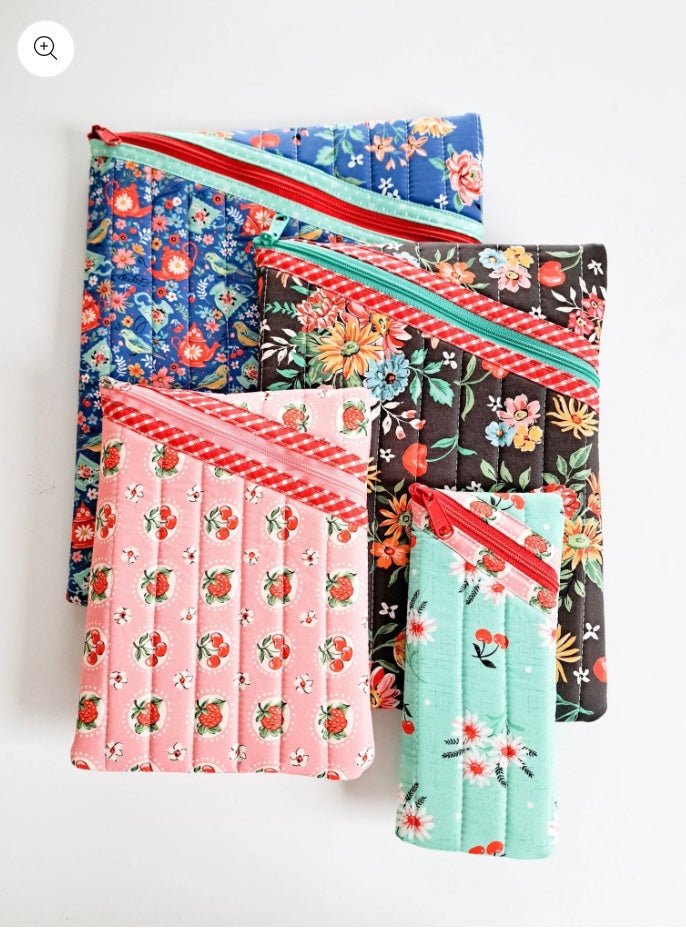 Hemingway Pouch Pattern - By Center Street Quilts